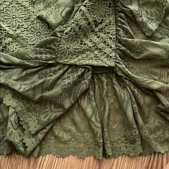 Ultra Pink Olive Lace Blouse - Picture 6 of 6